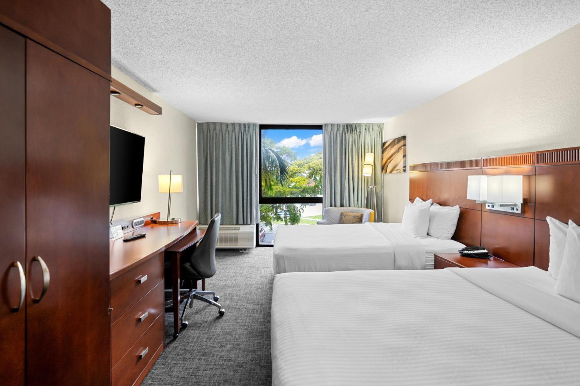 88 Palms Hotel & Event Center ウェストパームビーチ エクステリア 写真